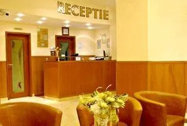Center Hotel
